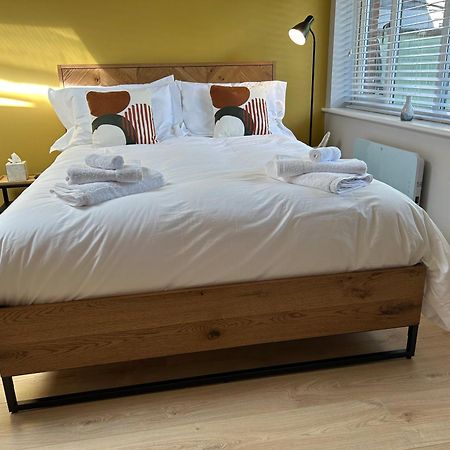Studio 33 Chichester Eksteriør bilde